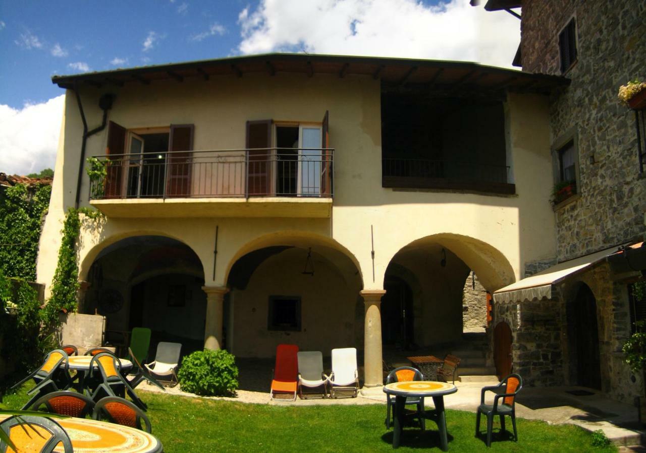 Castello Di Zorzino Iseo Lake Riva di Solto Eksteriør bilde