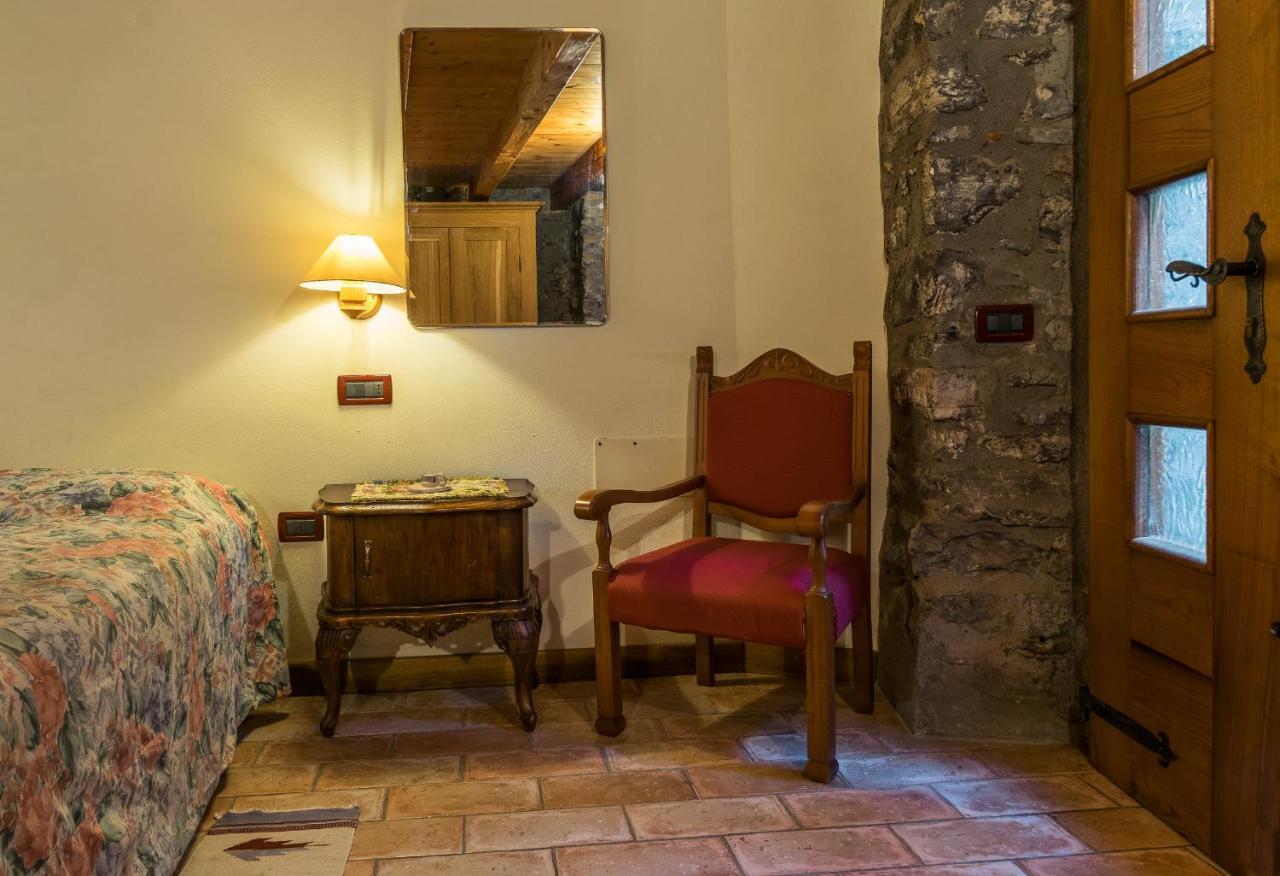 Castello Di Zorzino Iseo Lake Riva di Solto Eksteriør bilde